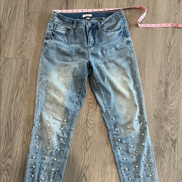 Women's Blue Pearl Embellished Jeans - Picture 3 of 6